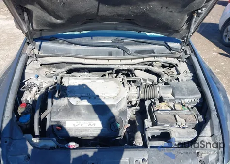 2010 Honda Accord 3.5 Ex-L from USA, damaged, VIN 1HGCP3F88AA012417